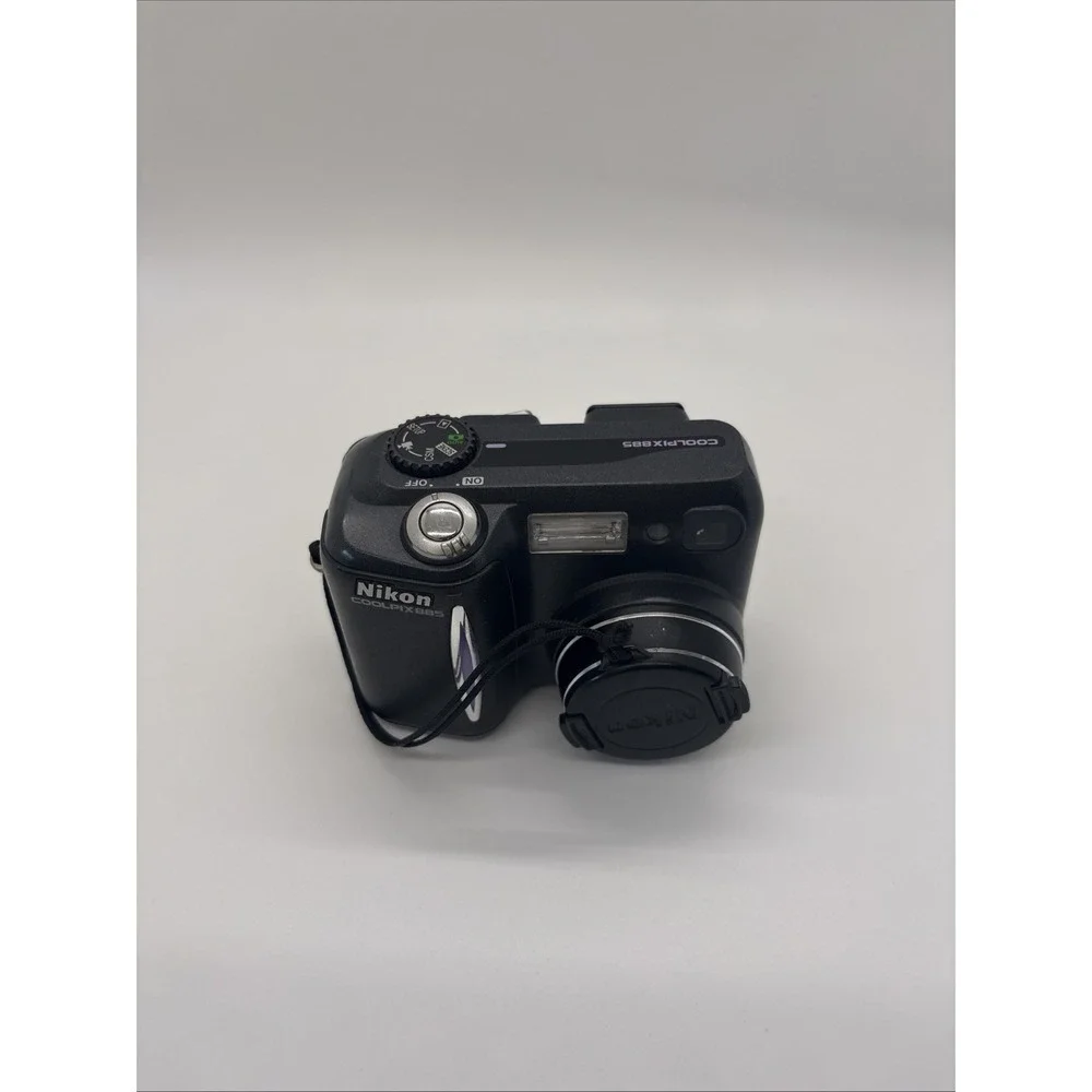 Nikon coolpix 885